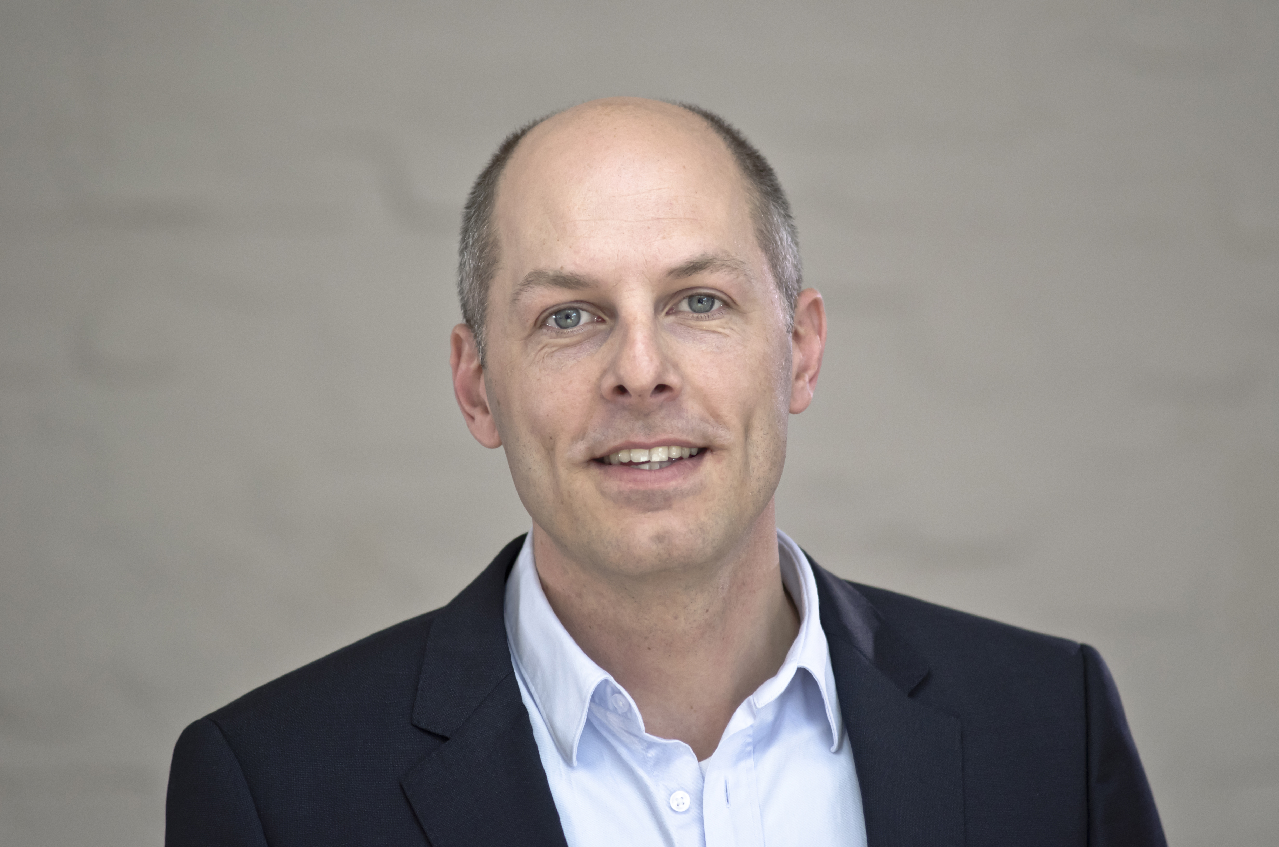 Dr. Andreas Schäfer